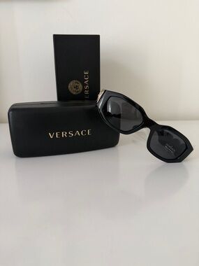 Versace Medusa Biggie Sunglasses